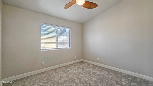 Building Photo - 13888 W Wilshire Dr