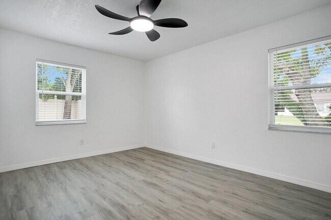 Building Photo - 50 Avalon Ct