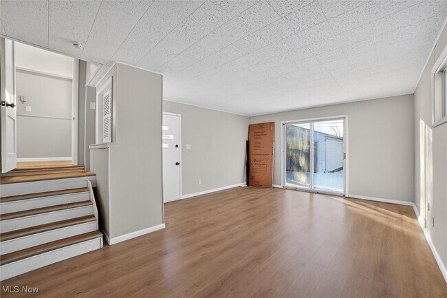 Building Photo - 8910 McCracken Rd