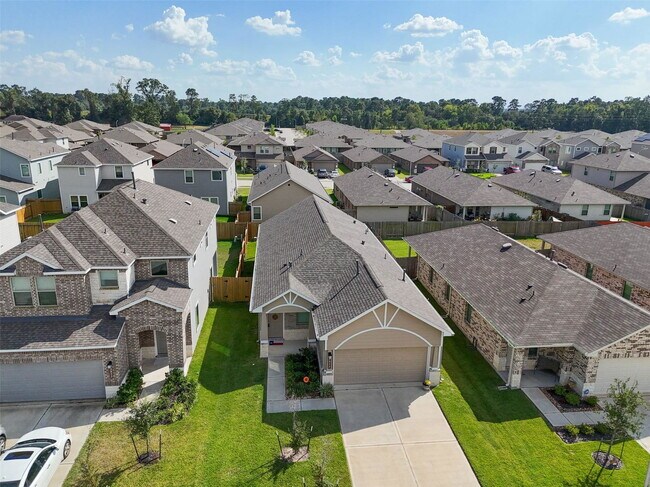 Building Photo - 9977 Tammy Ln