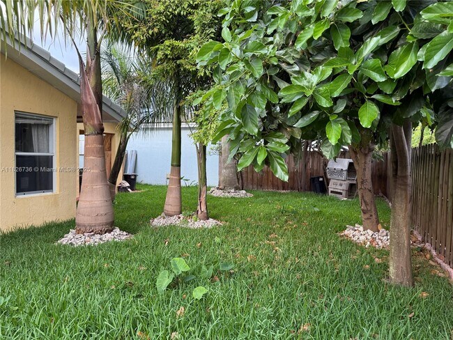 Building Photo - 12090 SW 250th Terrace