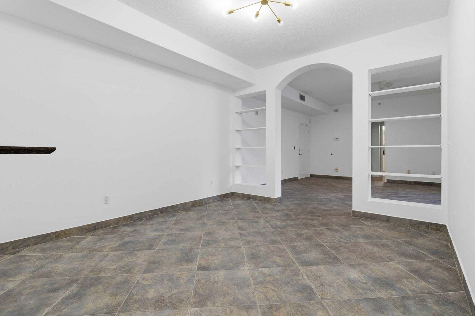 Building Photo - 233 S Federal Hwy