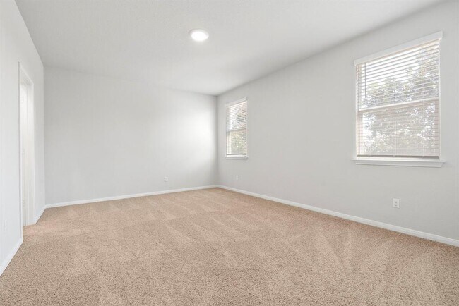 Building Photo - 113 Antrim Cove