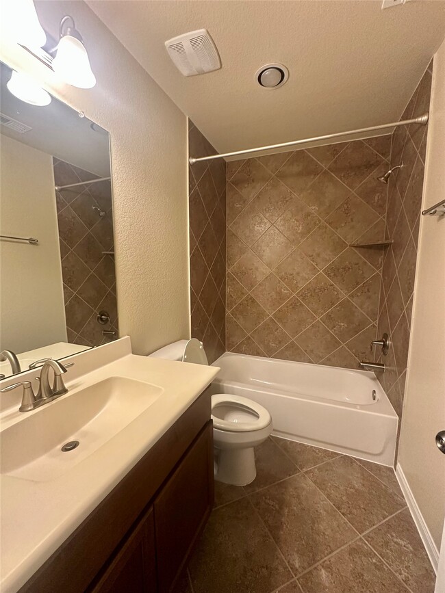 Building Photo - 15518 Marina Dr