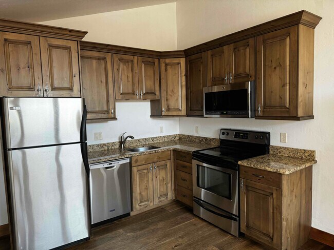 Building Photo - 80 Mule Deer Ct