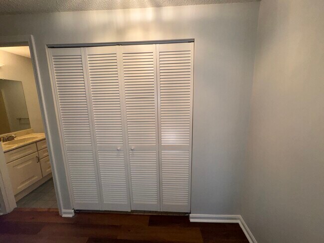 Washer and Dryer - 255 North Rd