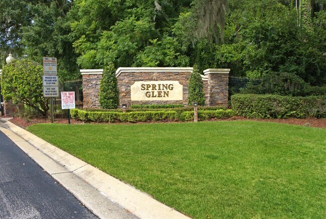 Building Photo - 126 Spring Glen Dr