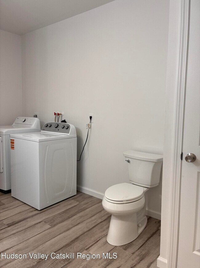 Building Photo - 1154 US-9
