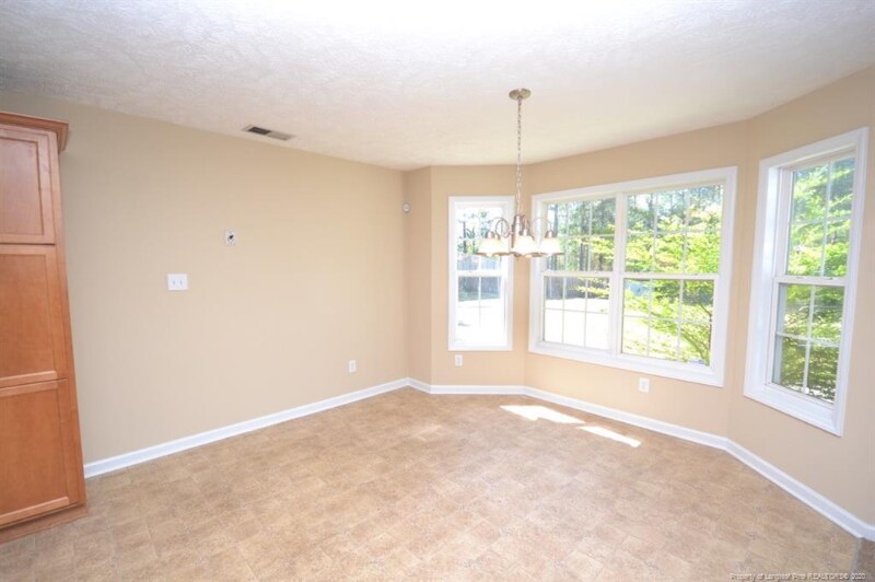 Building Photo - 361 Americana Dr