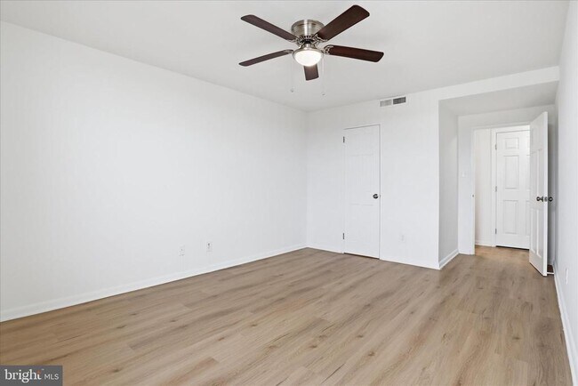 Building Photo - 4600 Duke St