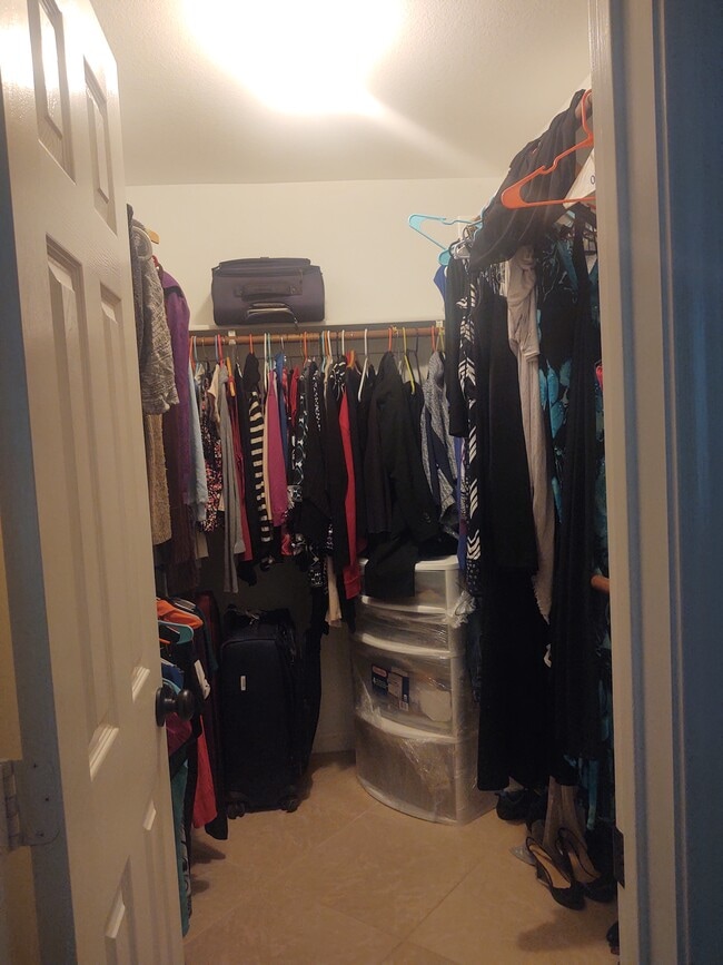 Building Photo - 11512 Gloriosa Dr