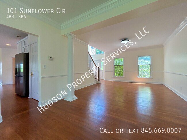 Building Photo - 101 Sunflower Cir