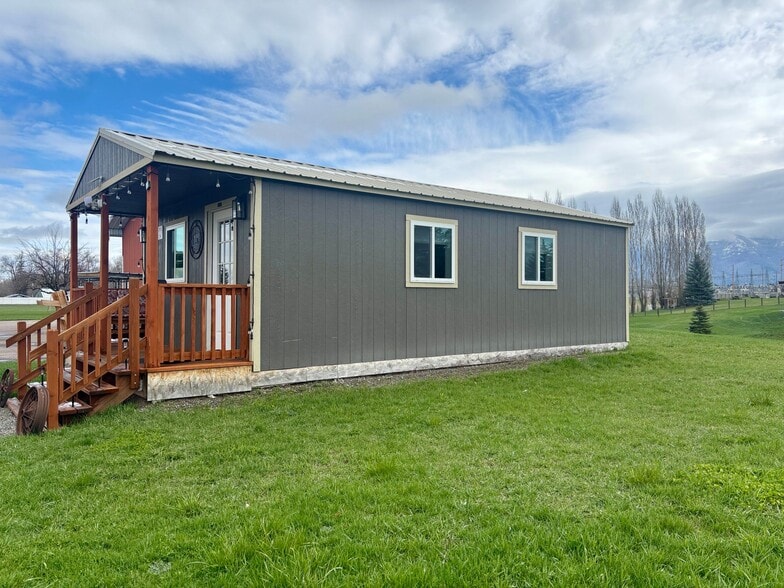 Building Photo - 25 Sunrise View Ln