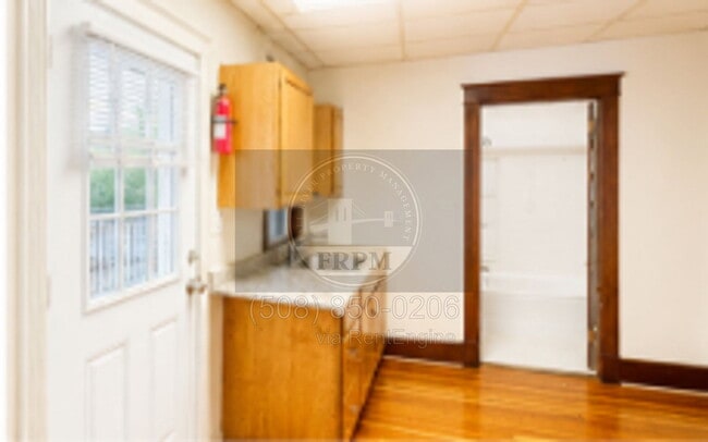 Building Photo - 244 Osborn St