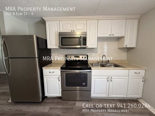Building Photo - 350 N Elm St