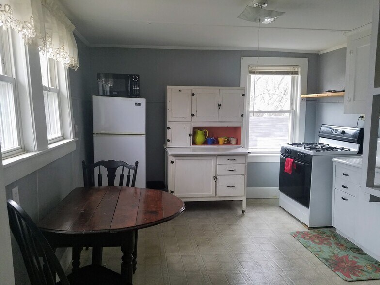 Kitchen - 34 Maple St