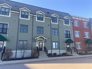 Building Photo - One Bedroom Condo Colchester Vt