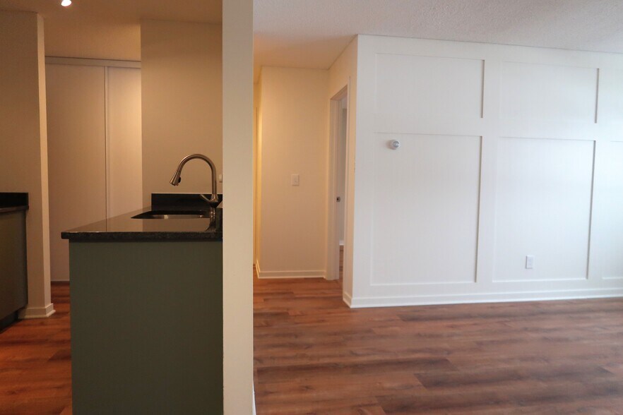 Living room/Kitchen - 2616 Harriet Ave S #203