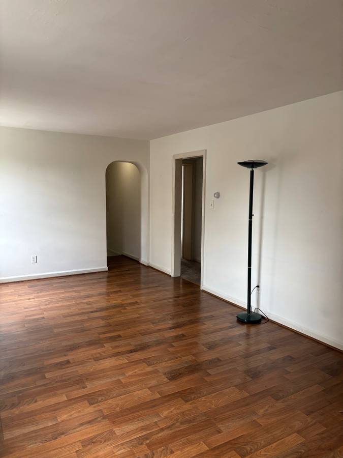 Family Room - 611 Haddon Ave