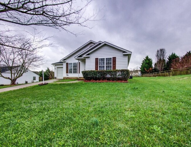Building Photo - 905 Milkfarm Ct