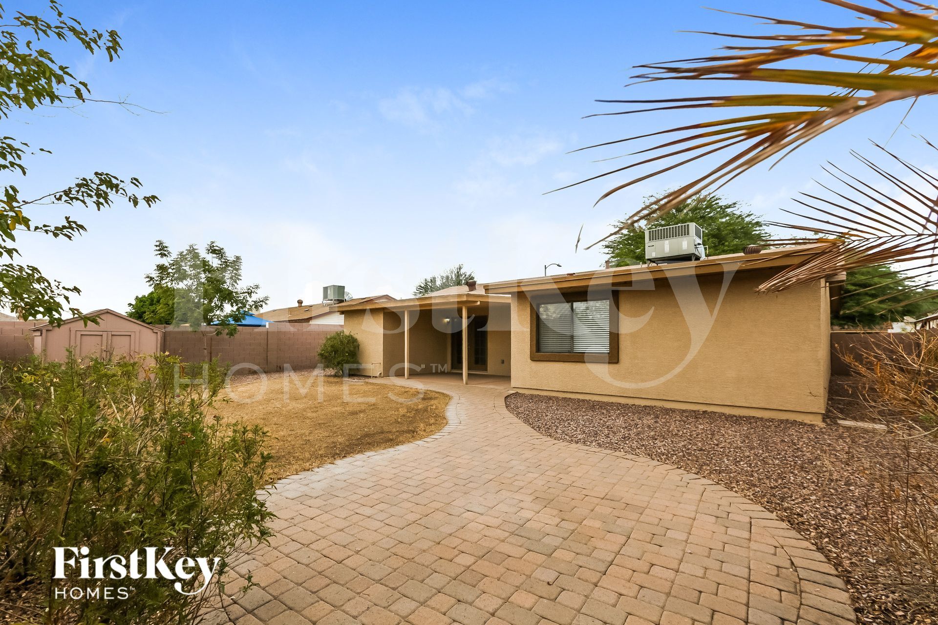 Building Photo - 3827 E Friess Dr