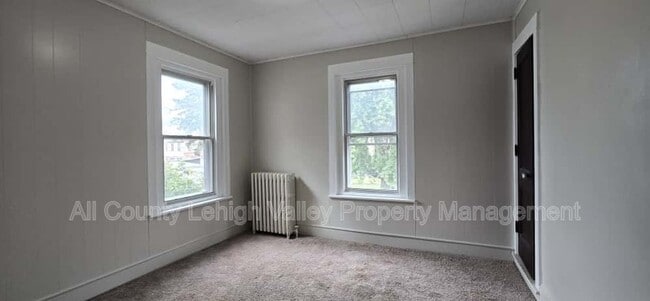Building Photo - 1324 S 2nd St