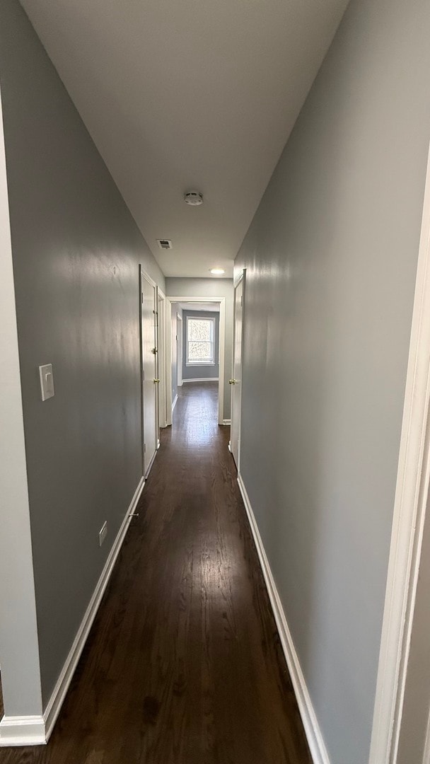 Building Photo - 5843 N Cicero Ave