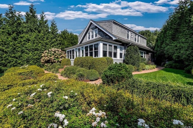 Building Photo - 7 Miller Ln W