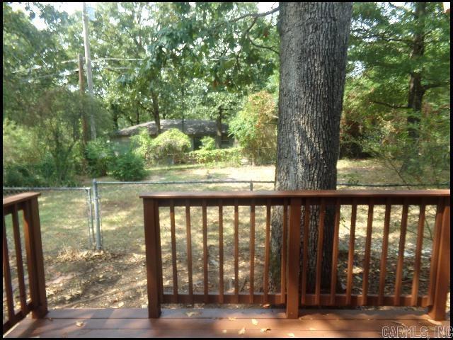 Building Photo - 408 Pickwick Ln