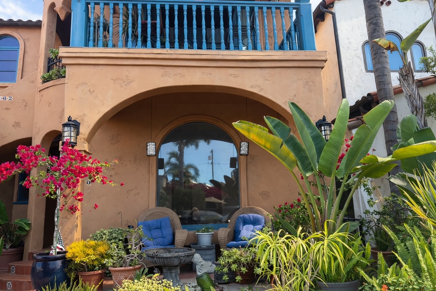 Building Photo - 160 Santa Ana Ave