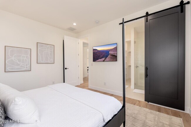 Building Photo - 4017 N 49th Pl