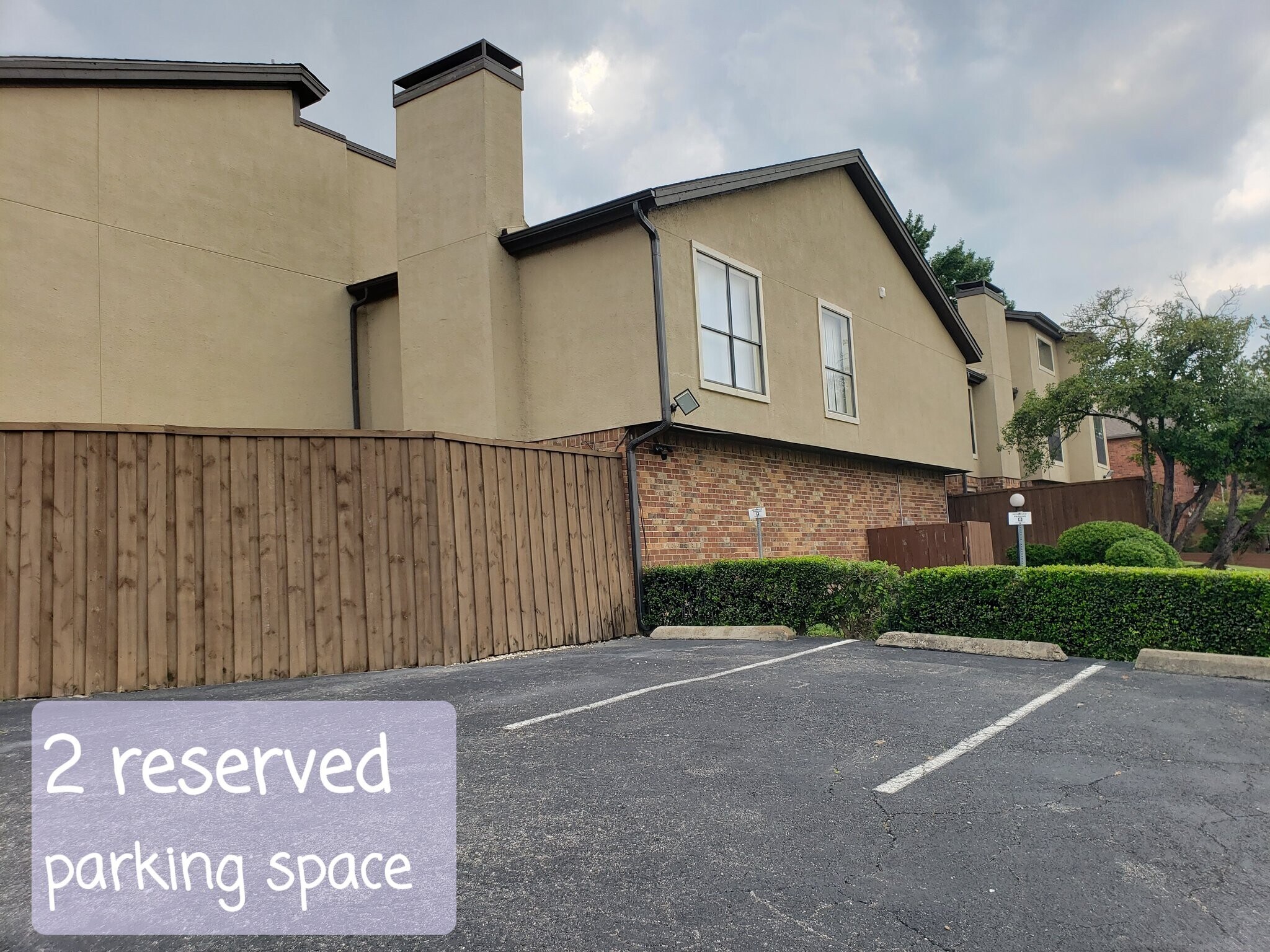 Building Photo - 6723 Eastridge Dr