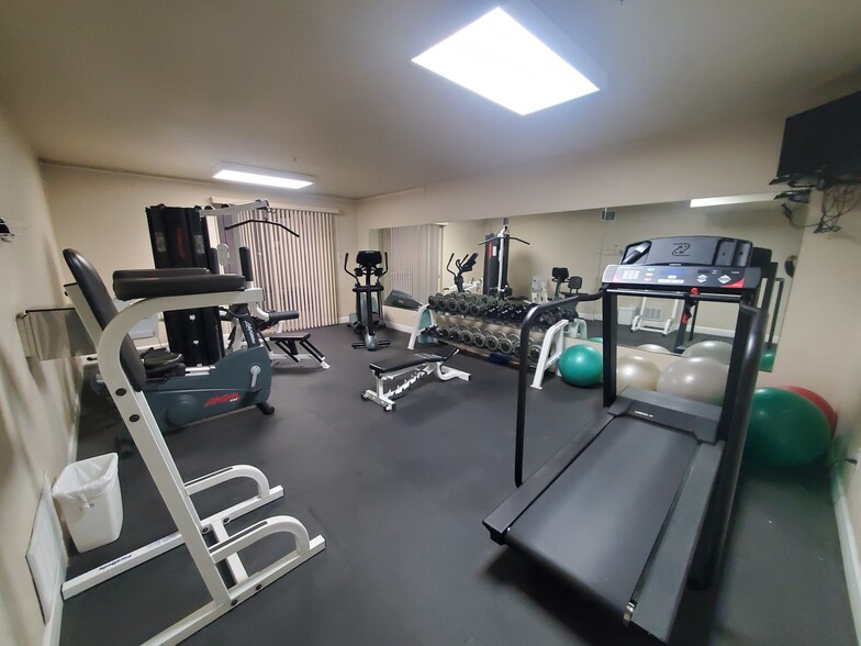 Fitness Room - 4500 Baseline Rd