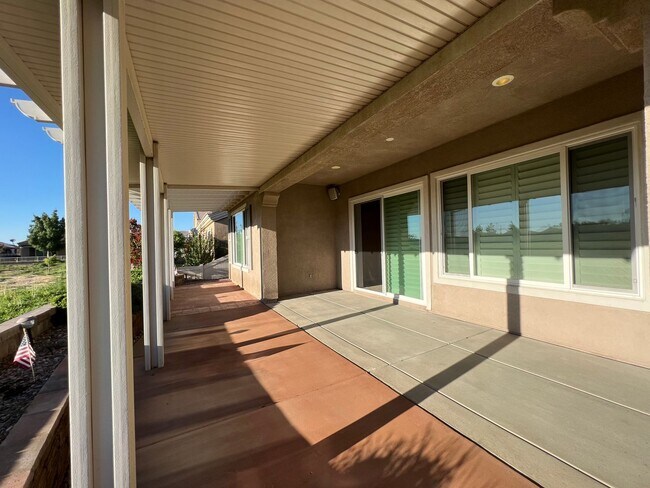 Building Photo - Apple Valley 55 + Senior Resort Living Community of Sun City Del Webb.