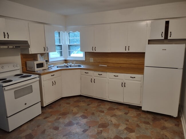 Building Photo - 501 Washington St