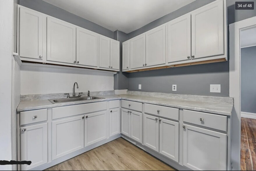 Building Photo - 51 Orchard St