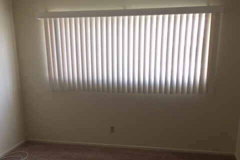 Bedroom - 901 N Cedar St