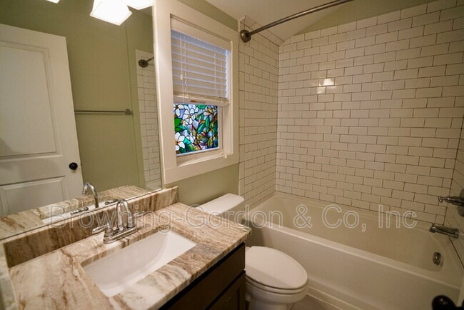Building Photo - 3402 Shelby Bottoms Bnd