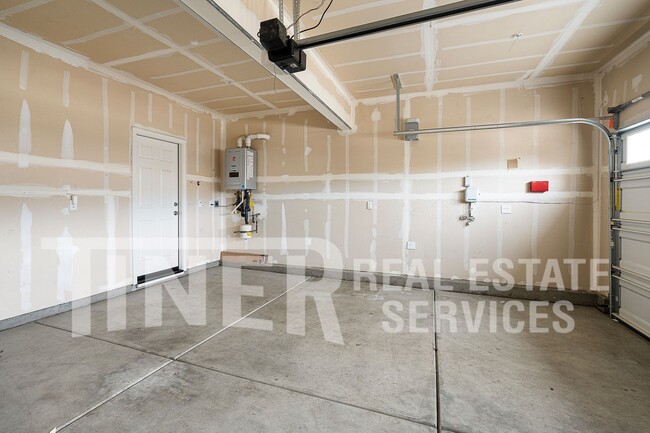 Building Photo - 7049 Star Trail Wy