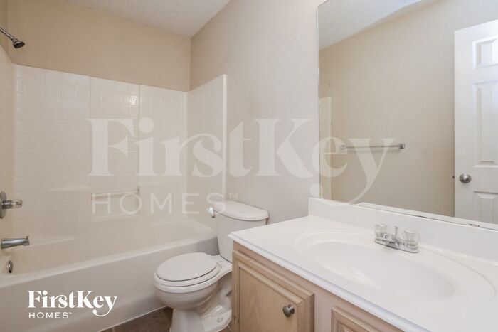 Building Photo - 6408 Stonewater Bend Trail