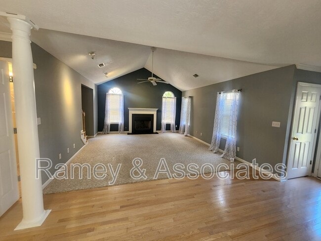 Building Photo - 10828 Glenway Pl