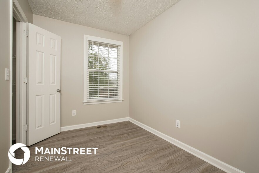 Building Photo - 254 Township Dr