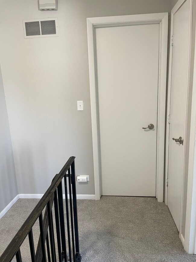 Building Photo - 1505 Sutter Dr