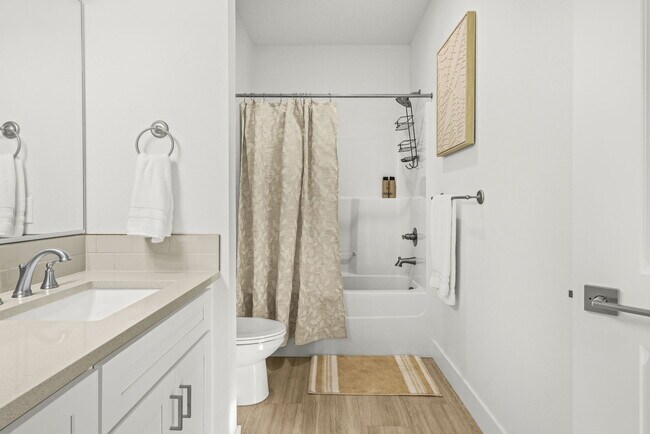 Building Photo - 5891 SW 67th Pl