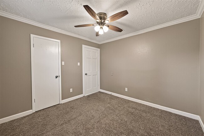 Building Photo - 7338 Cornwall Bridge Ln