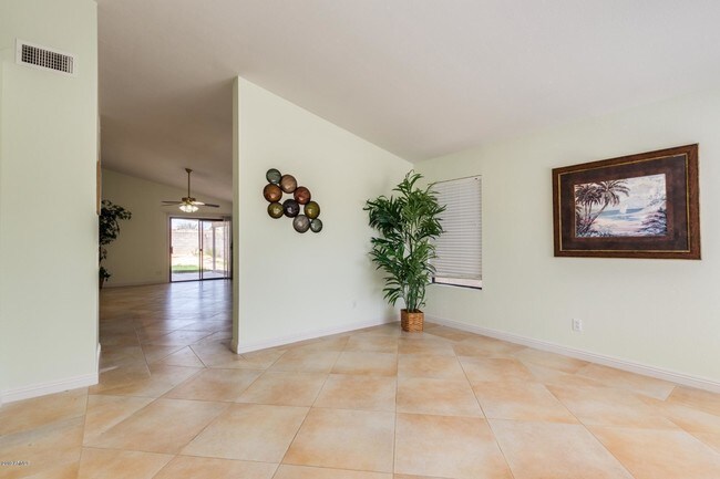 Building Photo - 3138 W Williams Dr