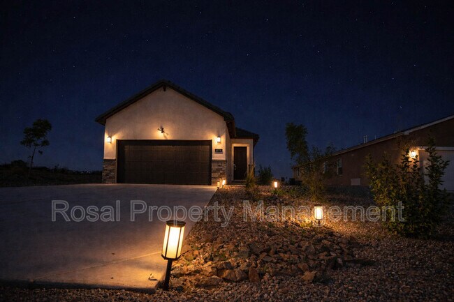 Building Photo - 933 Northern Blvd NE