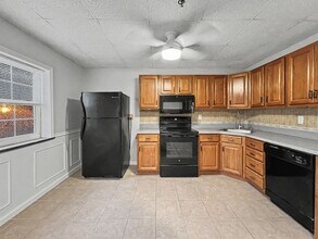 Building Photo - 829-833 Conestoga Road