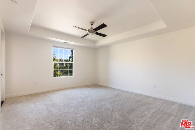 Building Photo - 12975 Agustin Pl