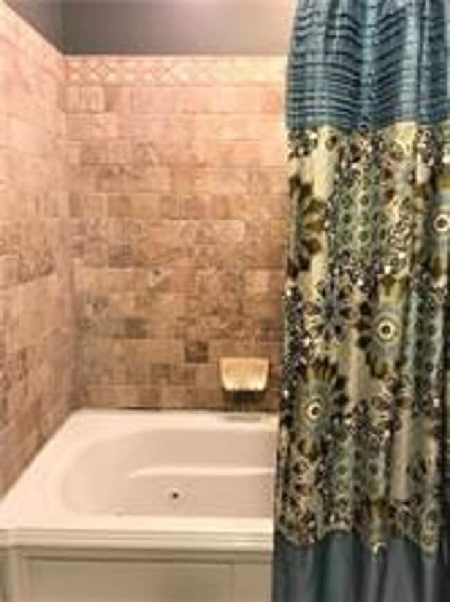 Building Photo - 48 Grisham Dr